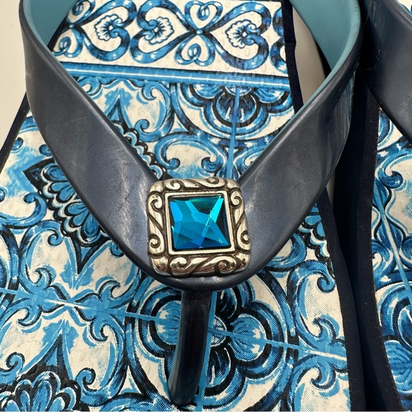Brighton Blue Bella Capri Tiles Ink Flip Flop Wedge Rhinestone Womens Size 9 - Picture 7 of 12